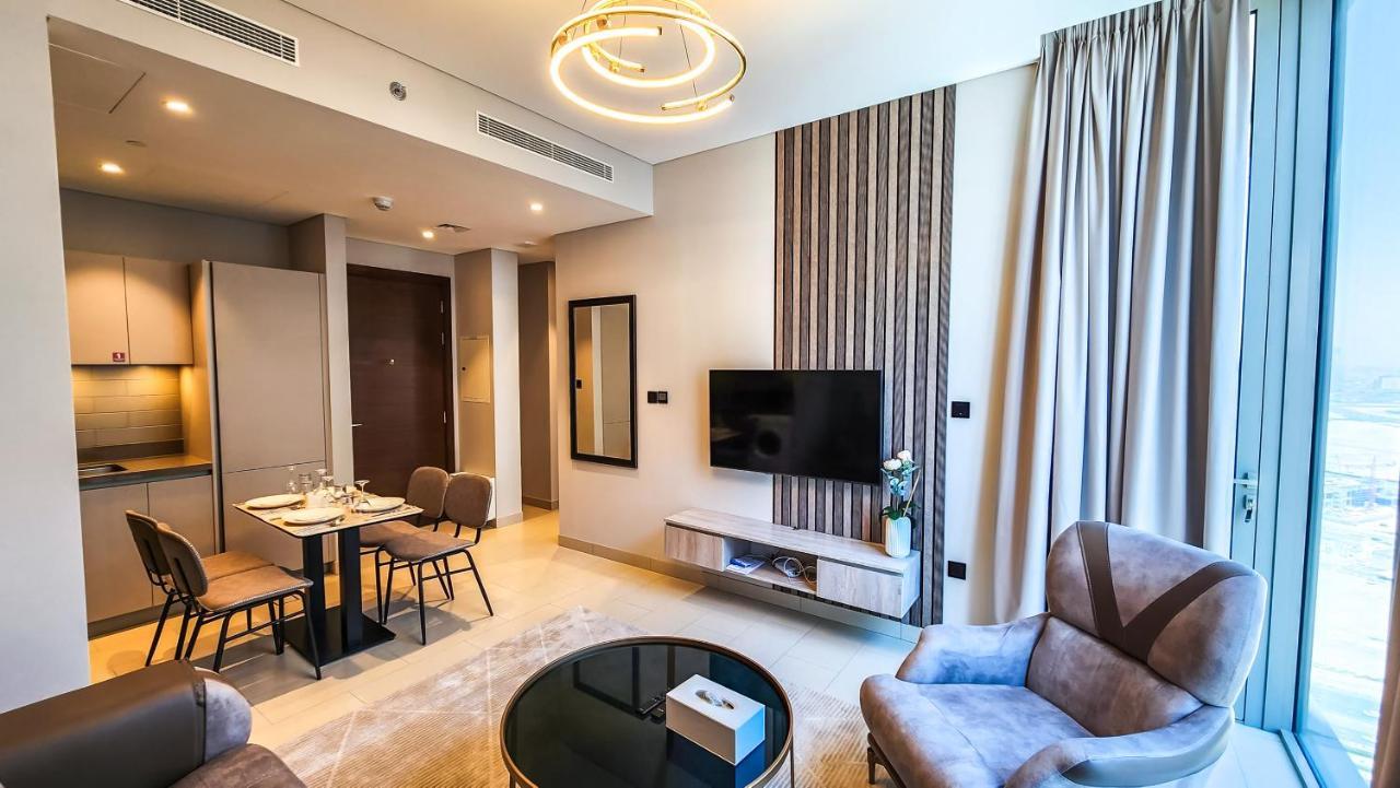 By Latinem Luxury 1br Cvr A3001 Near Burj Khalifa *