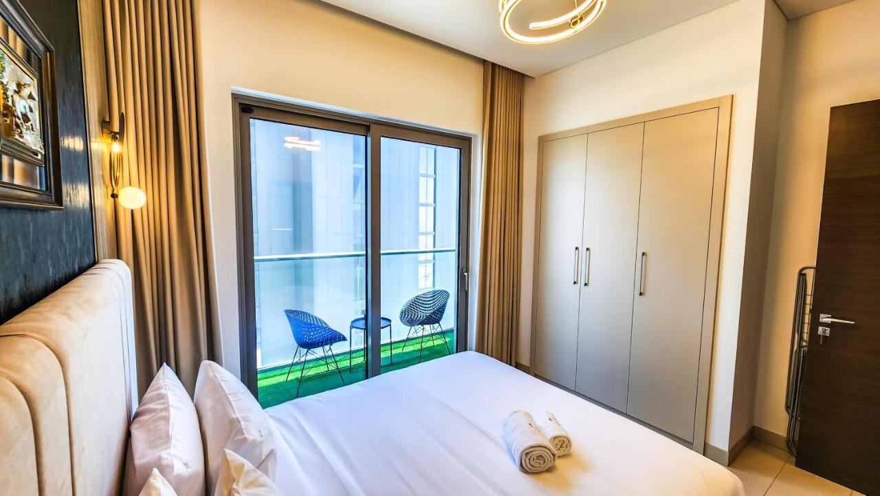 By Latinem Luxury 1br Cvr A3001 Near Burj Khalifa *